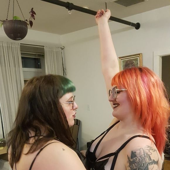 Meet your Posher, Katelyn - Picture 1 of 1